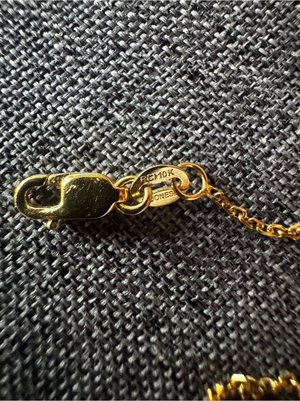 10k Yellow Gold Cable Chain Necklace  with lobster clasp 16" - Gold 10k - Picture 9 of 11